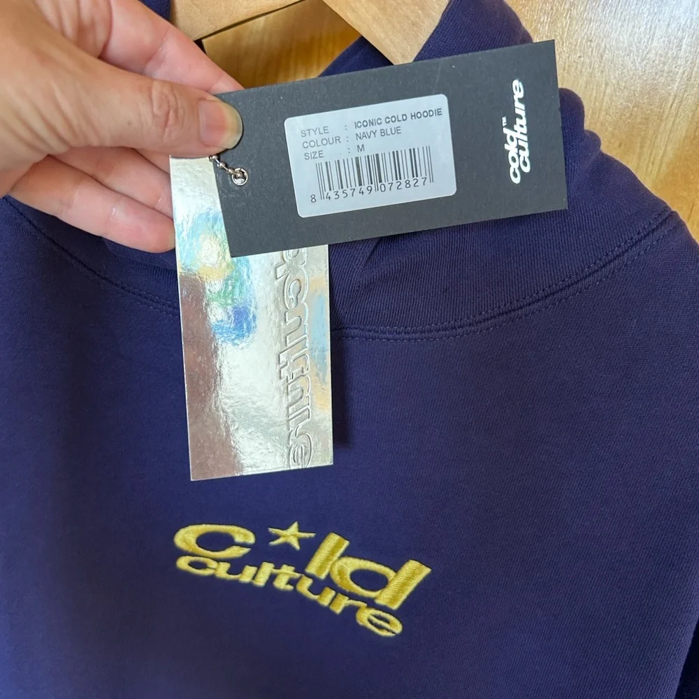 NWT Cold Culture ICONIC Hoodie Navy and Yellow MEN’S MEDIUM - Picture 6 of 6